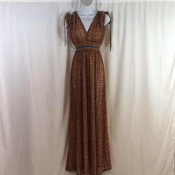 chelsea and violet maxi dress